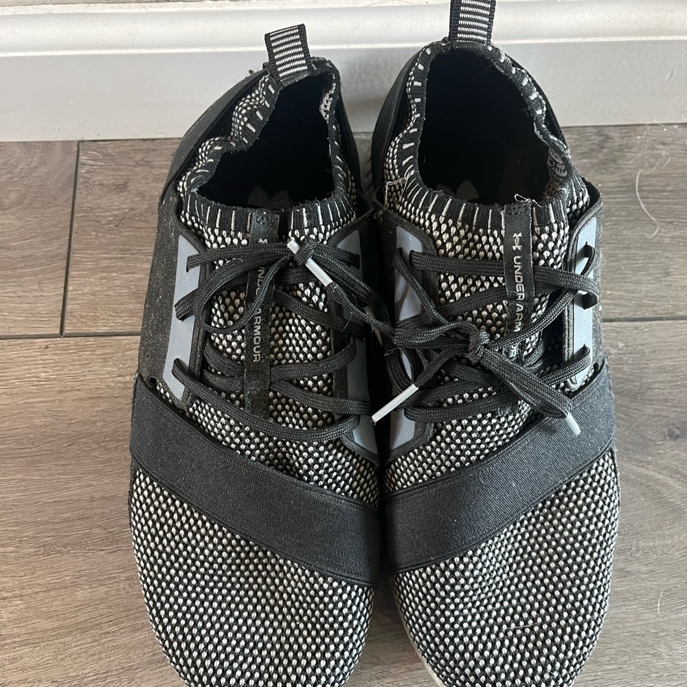 Under Armour women’s cross country shoes.
